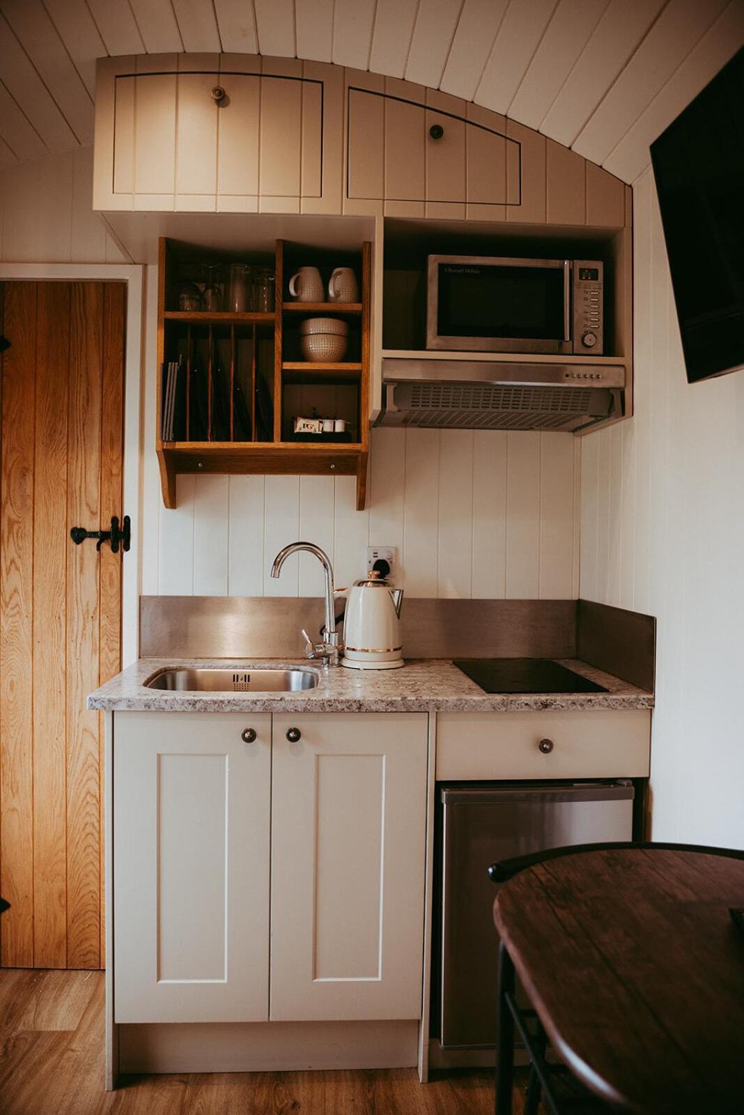 Bed and Breakfast The Wilson Arms Torver Esterno foto